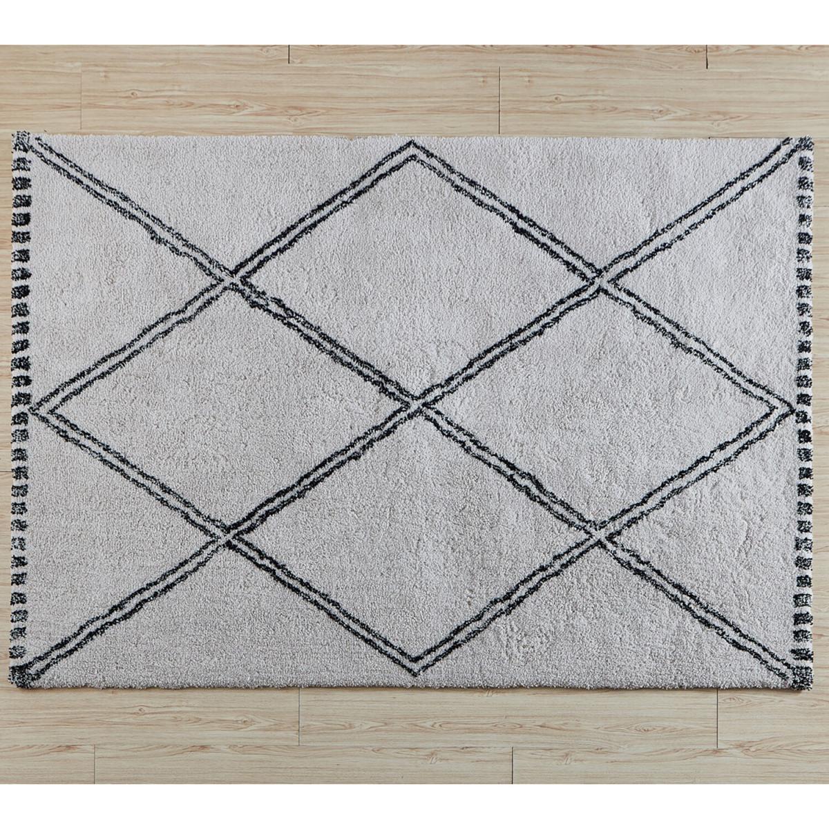 Astrid Rug – image 2