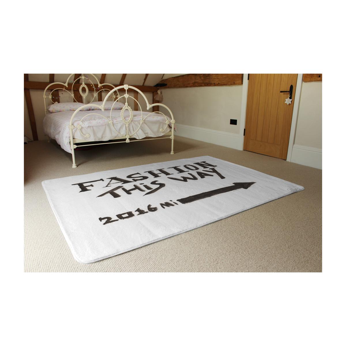 Fashion This Way Rug - Black / 230cm – image 1