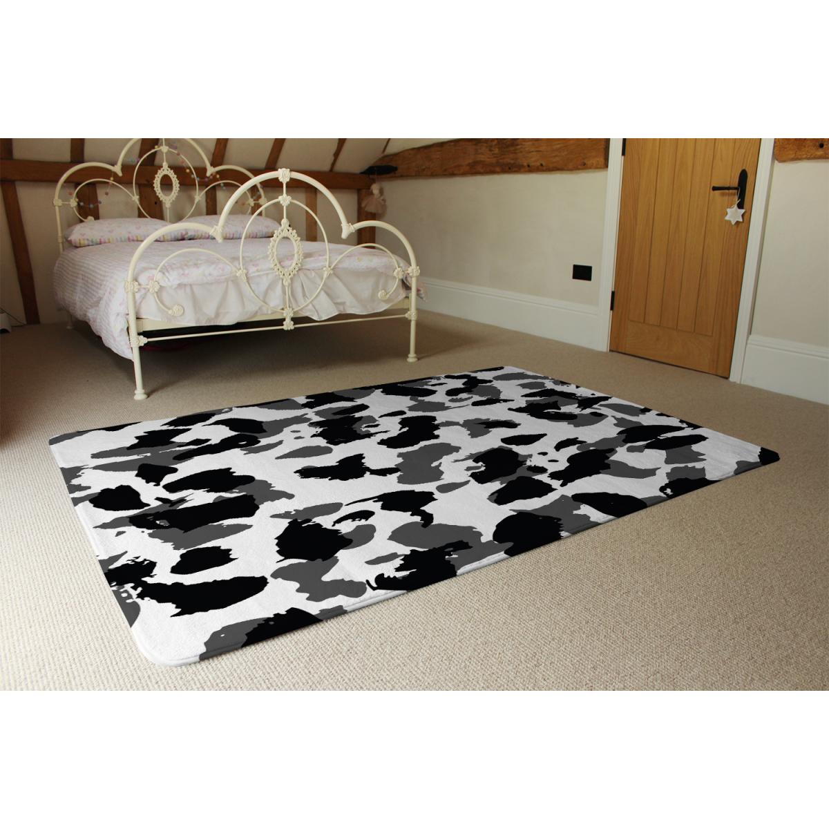 Animal Print Rug - Black / 110cm – image 4