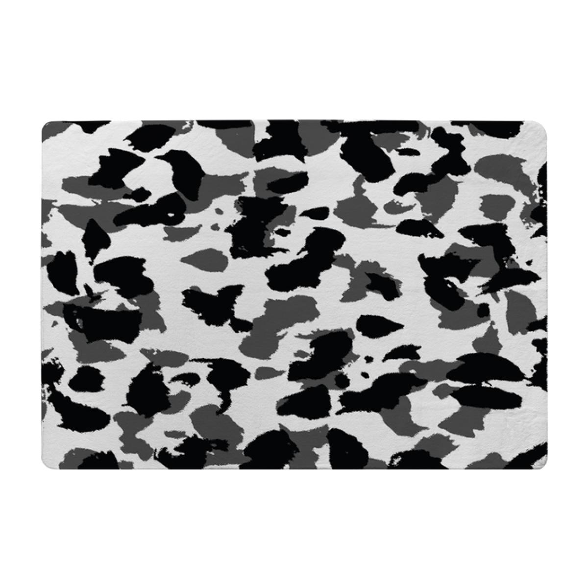 Animal Print Rug - Black / 110cm – image 1