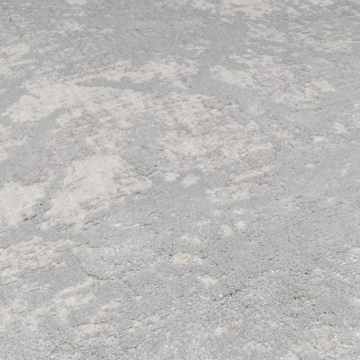 Castila Silver Rug – image 3