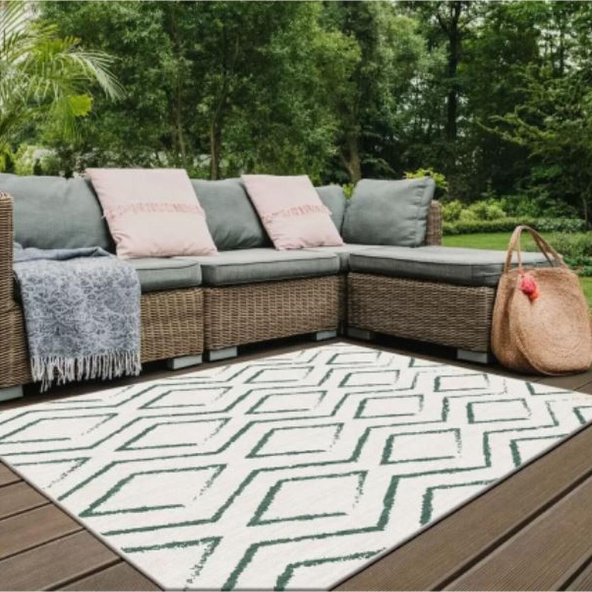 Green and Ivory Reversible Trellis Outdoor Rug - Capri - Green / 200cm / 3kg – image 2