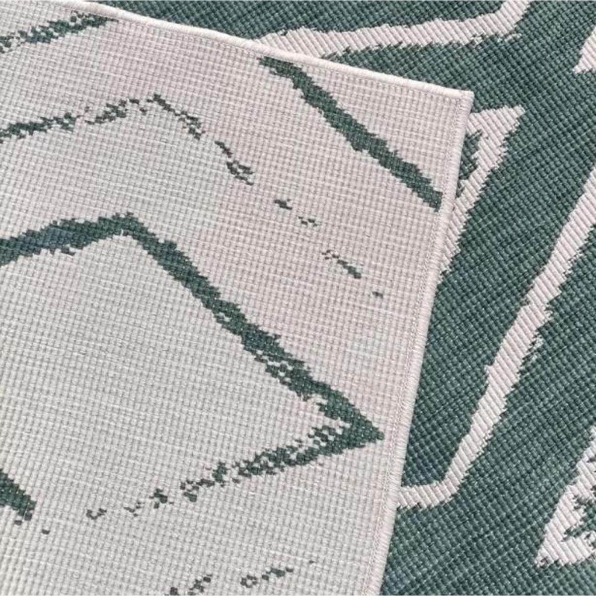 Green and Ivory Reversible Trellis Outdoor Rug - Capri - Green / 200cm / 3kg – image 3