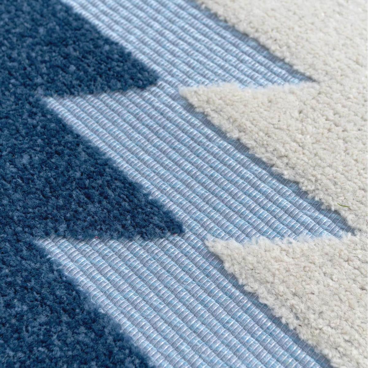 Blue Textured Aztec Geometric Weatherproof Outdoor Garden Rug - Blue / 230 x 160cm – image 3