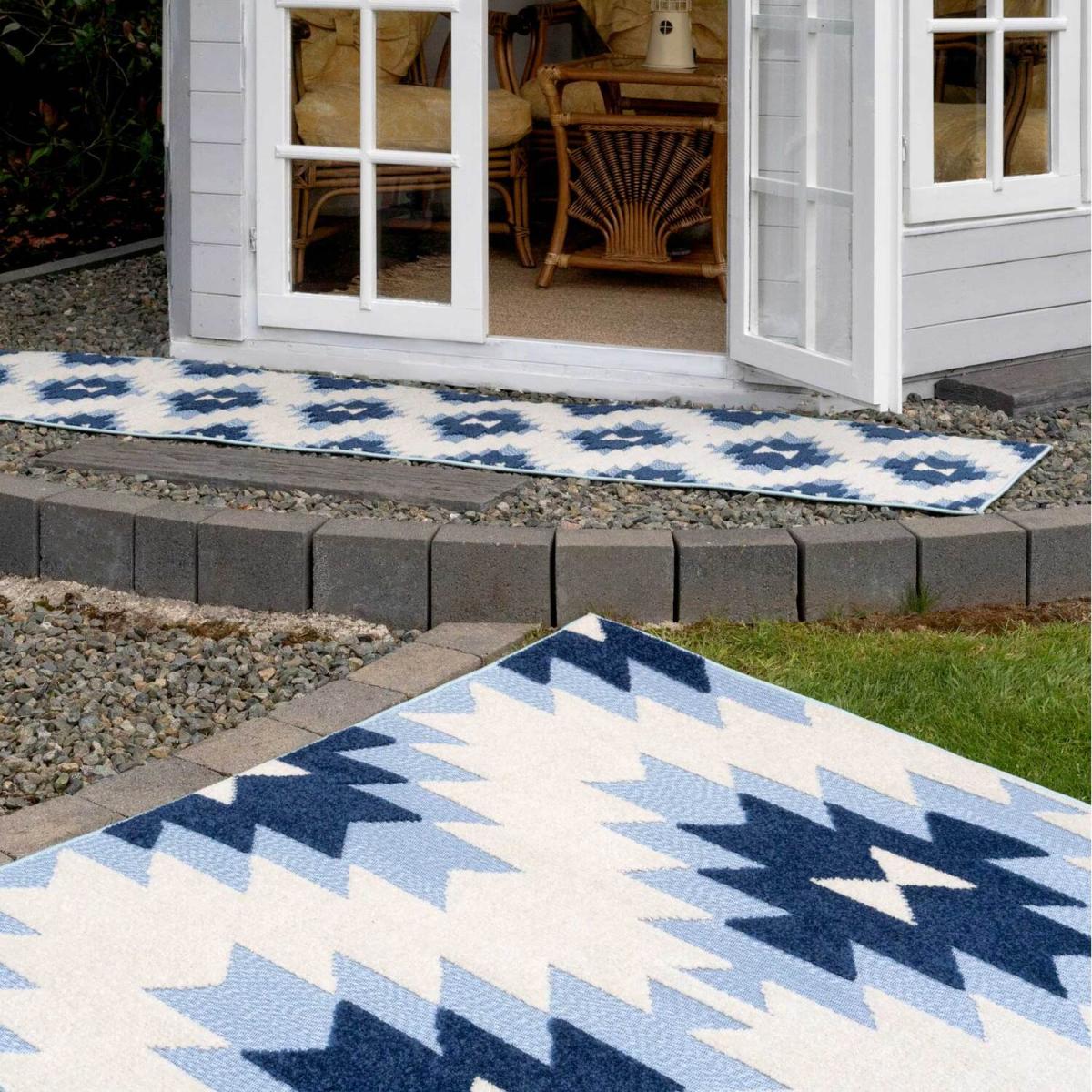 Blue Textured Aztec Geometric Weatherproof Outdoor Garden Rug - Blue / 230 x 160cm – image 5