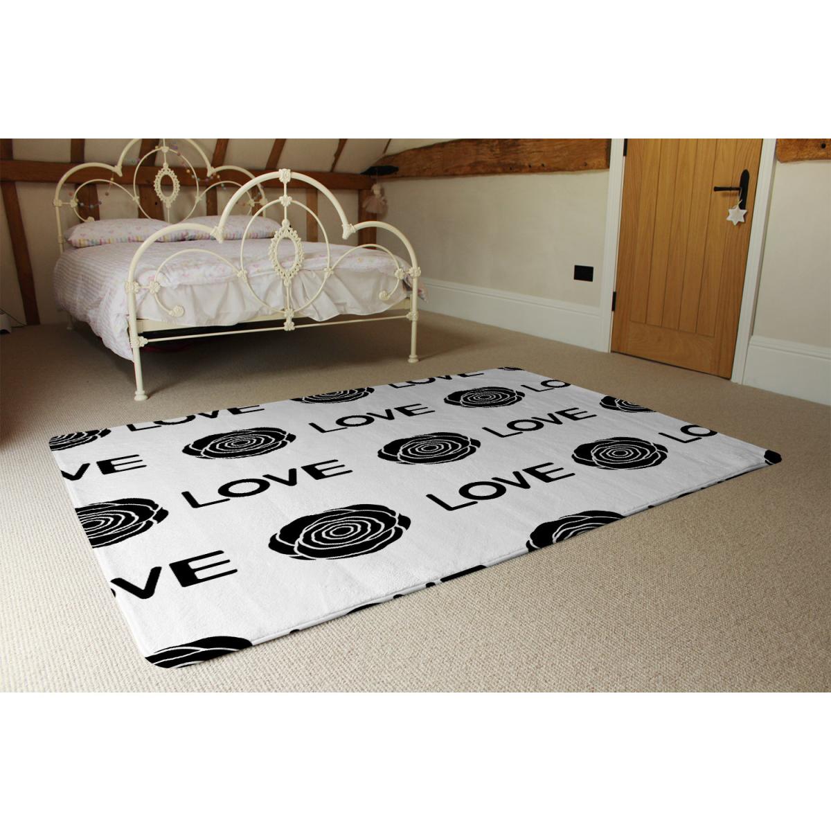 Rose  Love Print Rug - Black / 110cm – image 3