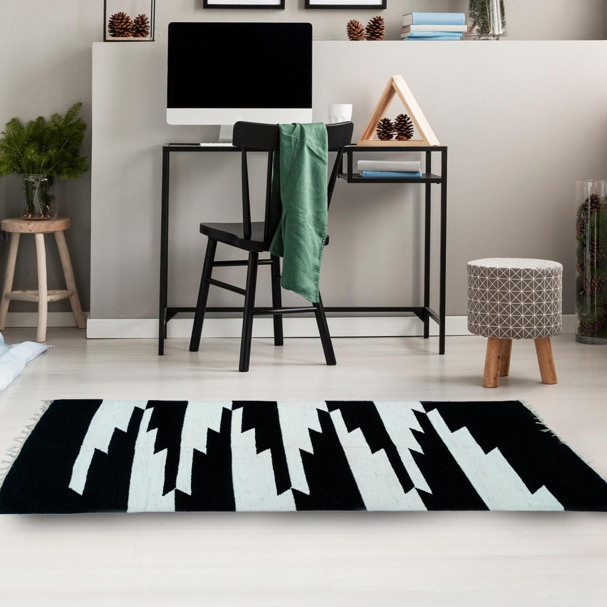 Black & White Aztec Art Rug - Black – image 2