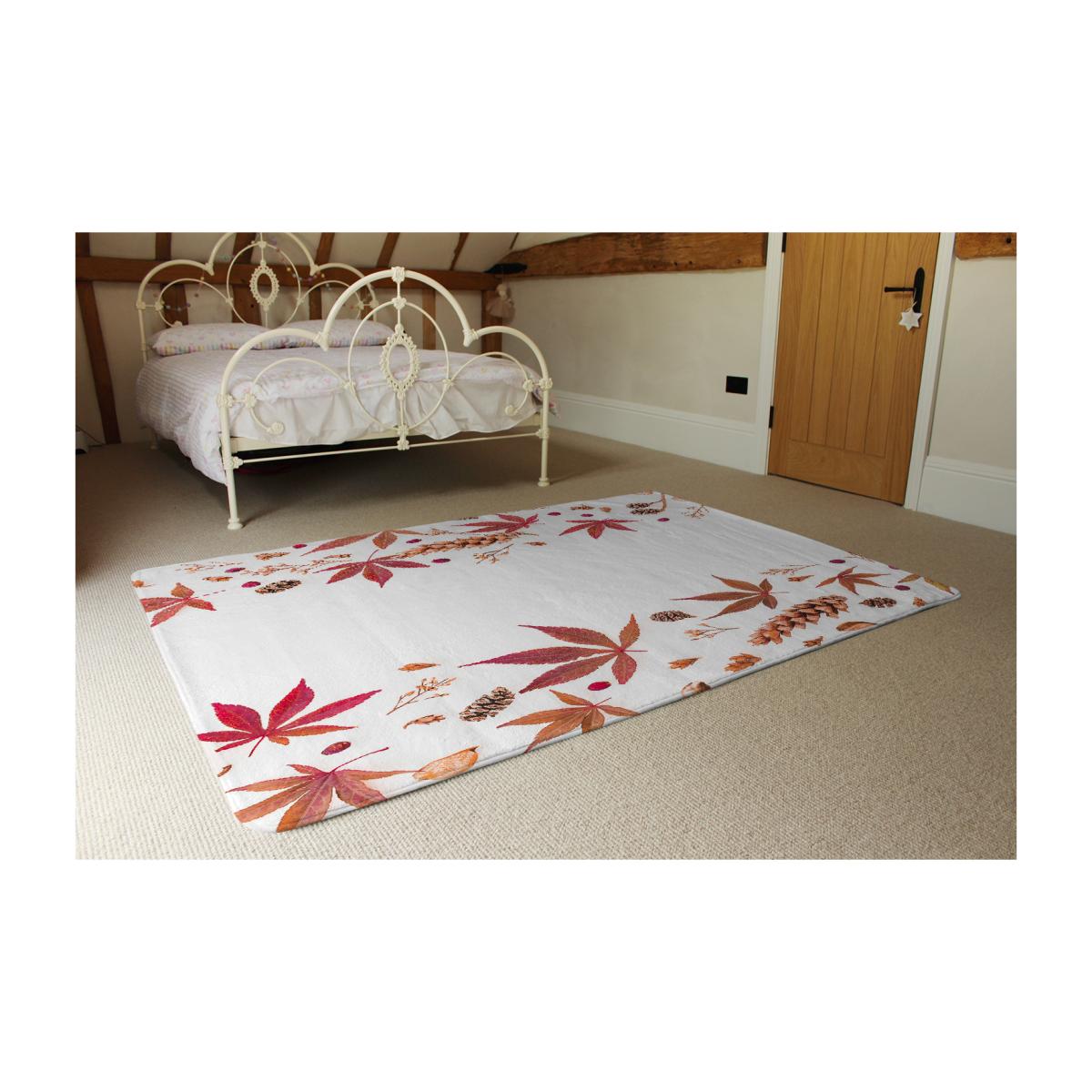 Autumn Leaves Half Border Rug - Red / 230cm – image 1