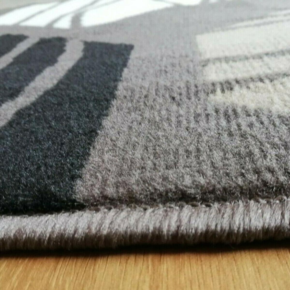 Light Brown Geometric Living Room Rug - Lisbon - Brown / 170cm – image 1