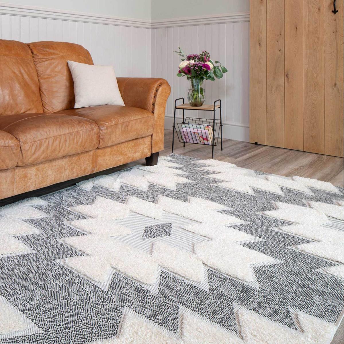 Grey Beige Aztec Geometric Textured Flatweave Indoor Outdoor Rug - Grey / 110 x 60cm – image 2