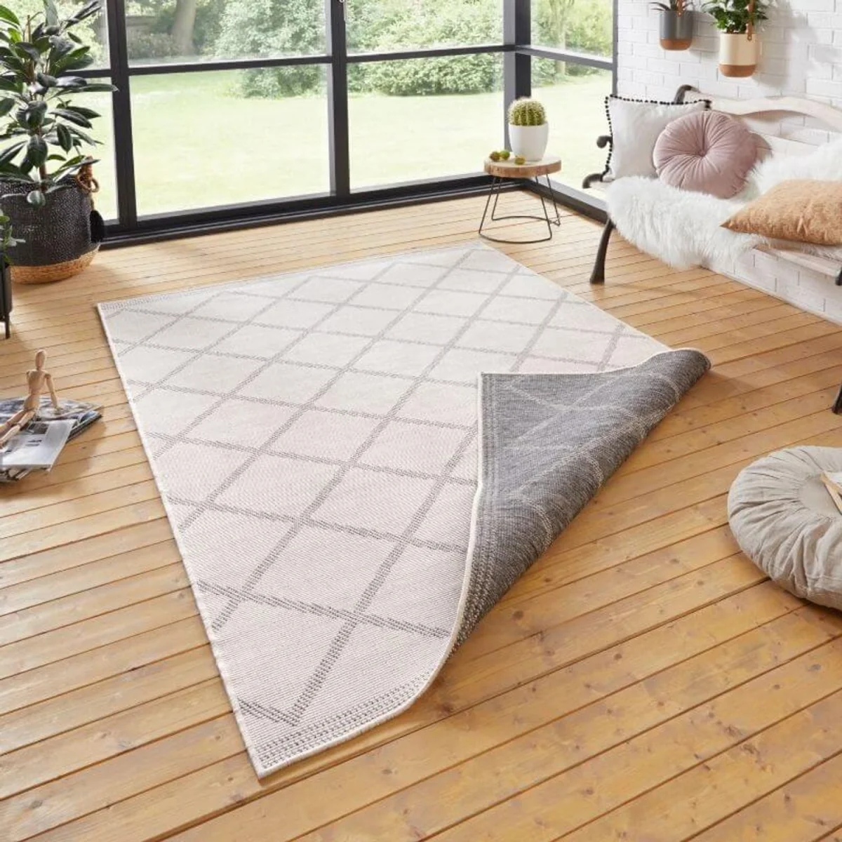 Reversible Corsica Indoor & Outdoor Rug Black - Cream / 250.0cm – image 3