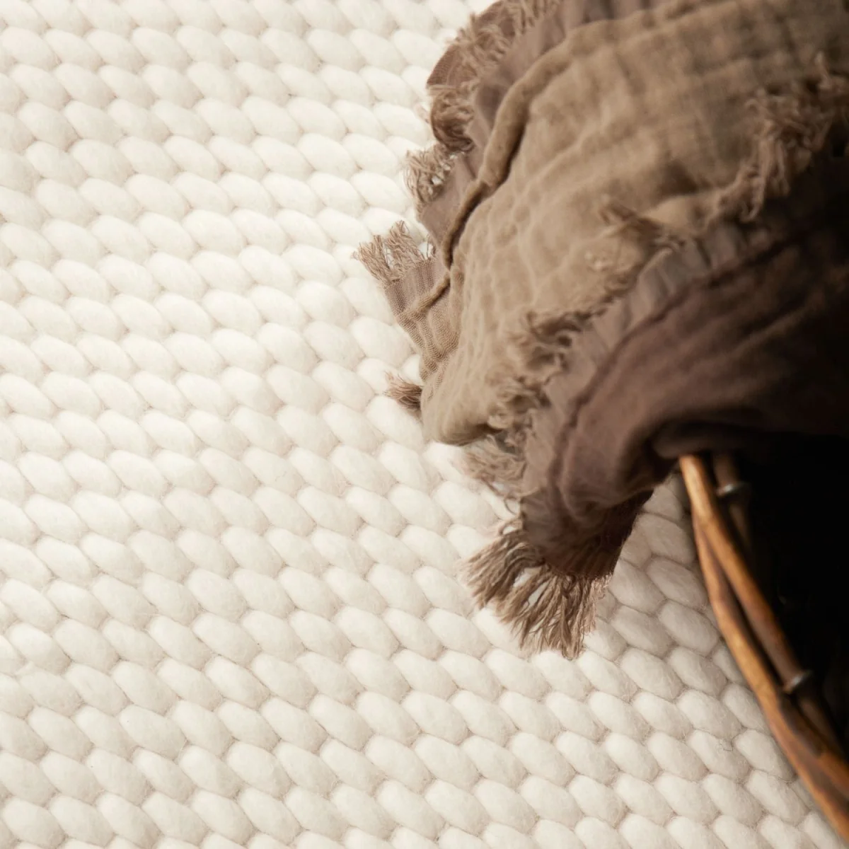 Hanse Home Elle Decoration Lyon Beans Natural Wool Plain Rug Cream - Cream / 200.0cm – image 6
