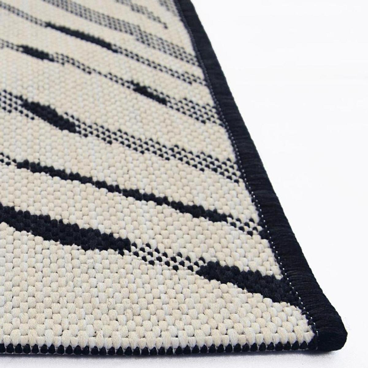Grey Recyclable Tropical Weatherproof Outdoor Rug - Compass - Grey – image 3