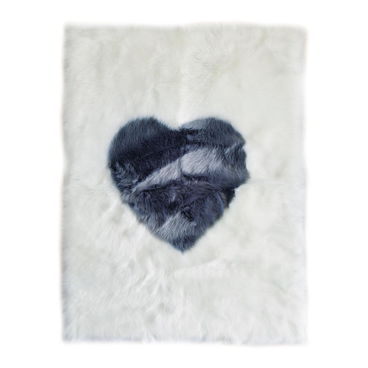 Heart Faux Fur Rug – image 2