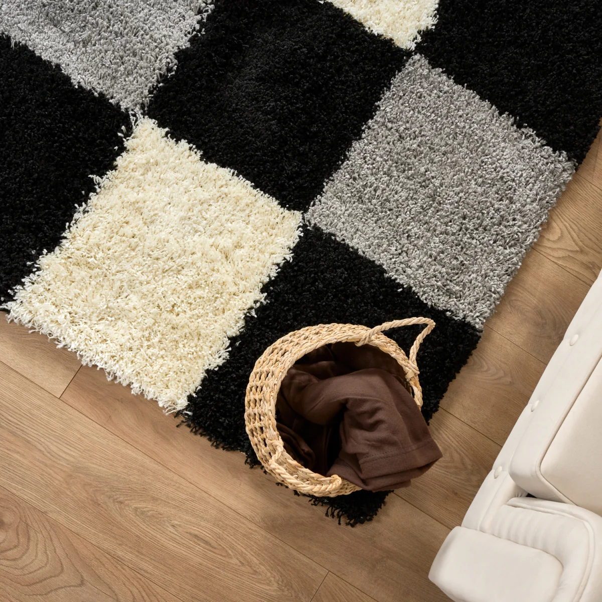 California Checked Shaggy Rug - Black / 110cm / 60cm – image 10
