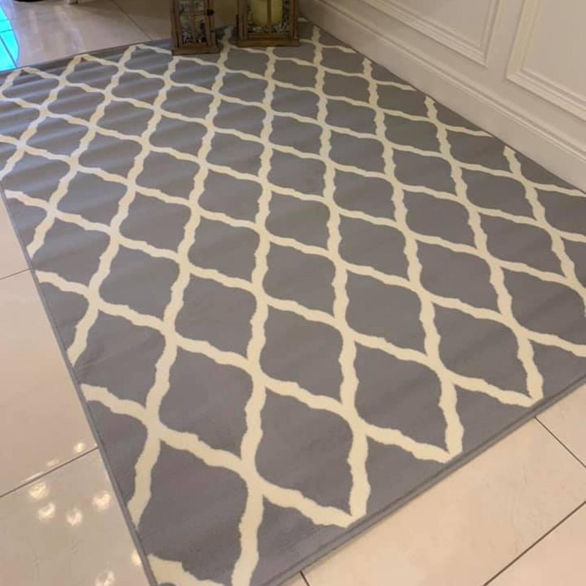 Grey Moroccan Trellis Area Rug - Lisbon - Grey / 110cm – image 1