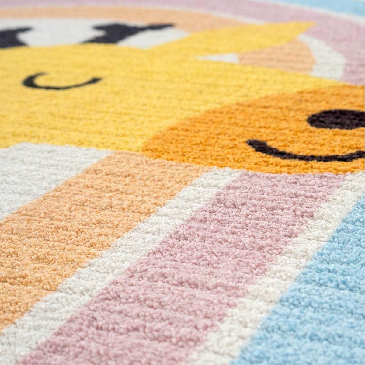 Cream Rainbow Giraffe Kids Play Mat Soft Non Slip Washable Bedroom Rug - Multicolour / 150 x 80cm – image 3