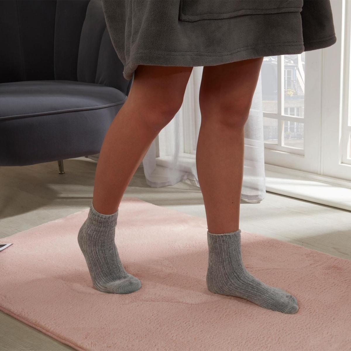 Sienna Faux Rabbit Fur Rug Anti-SlipSkid Carpet - Pink / 230cm – image 3