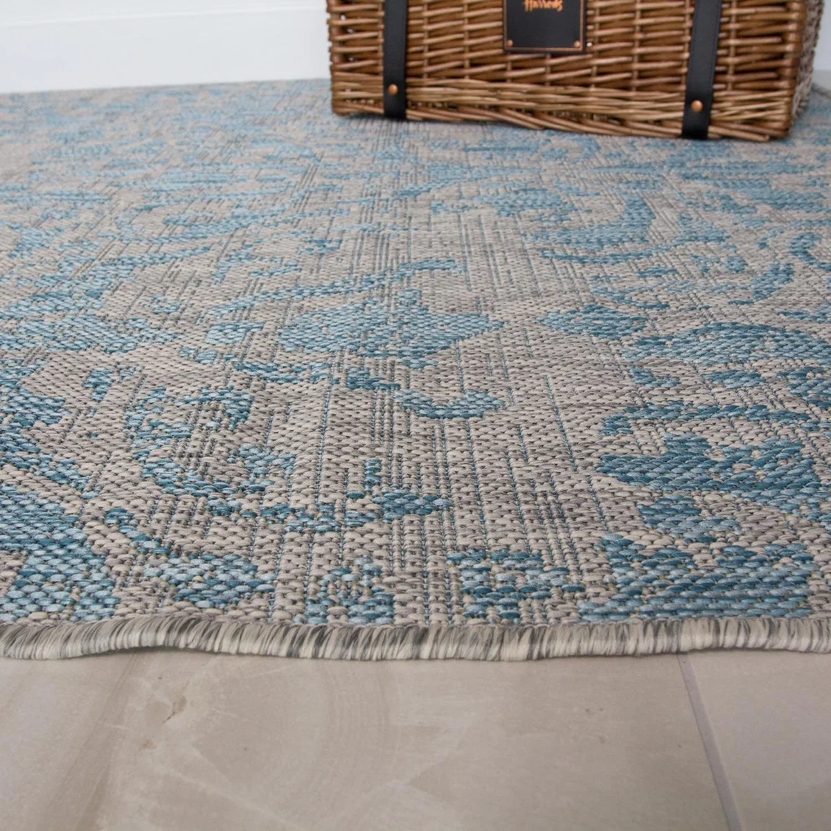 Aqua Blue Vintage Floral Flatweave Indoor Outdoor Rug - Aqua / 170 x 120cm – image 4