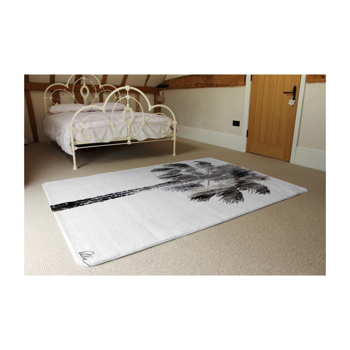 Tall Palm Rug - Black / 230cm – image 1