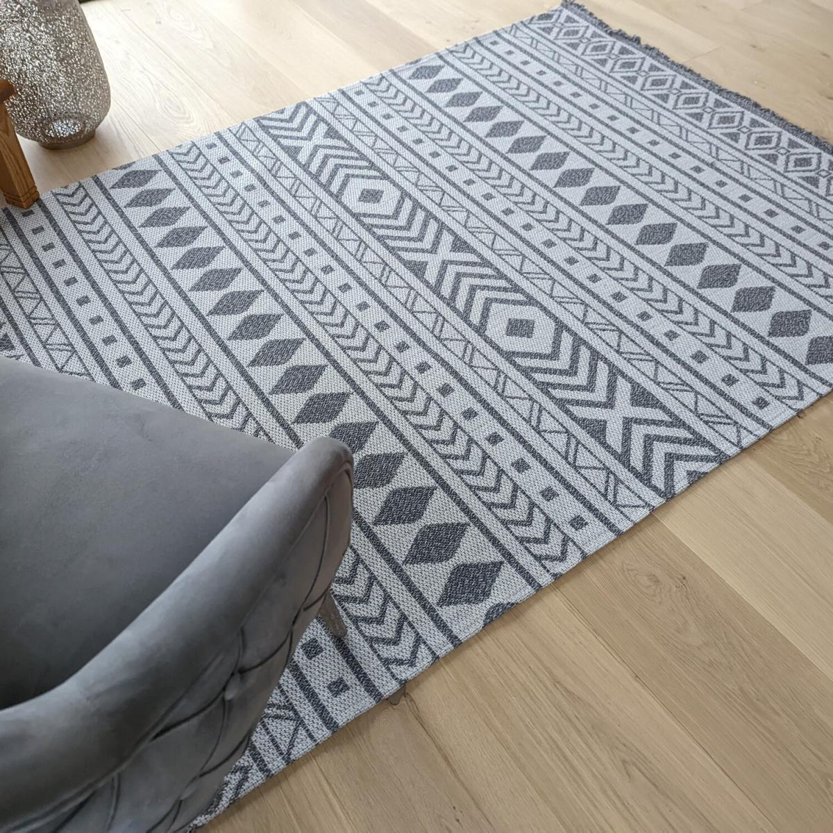 Grey Tribal Indoor Outdoor Rug - Gala - Grey / 150cm – image 3