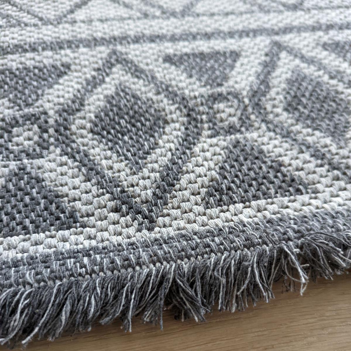 Grey Tribal Indoor Outdoor Rug - Gala - Grey / 150cm – image 5