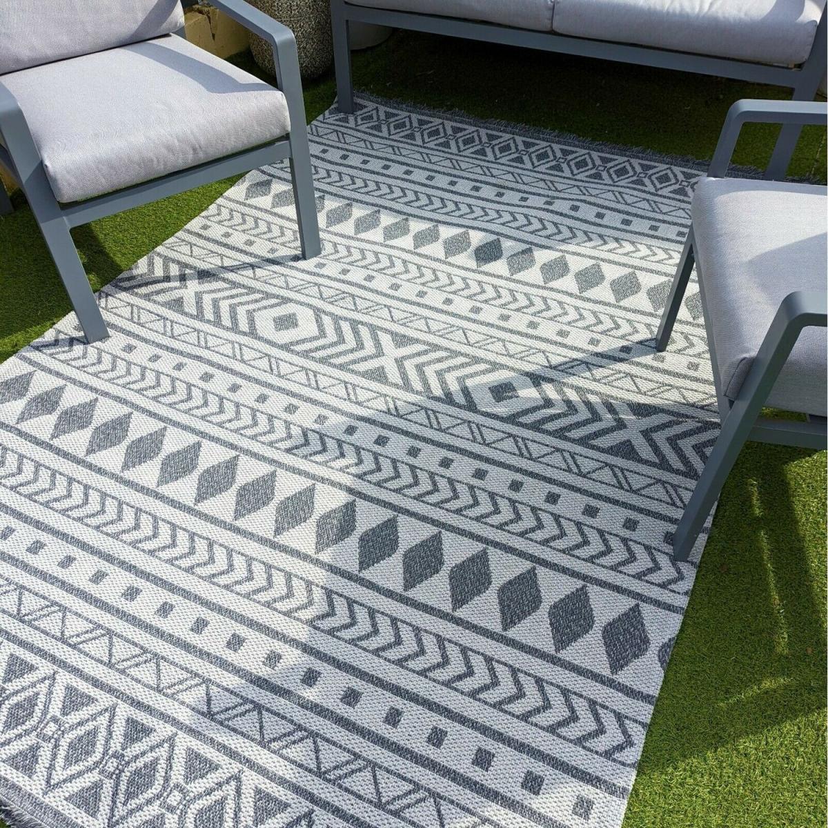 Grey Tribal Indoor Outdoor Rug - Gala - Grey / 150cm – image 8