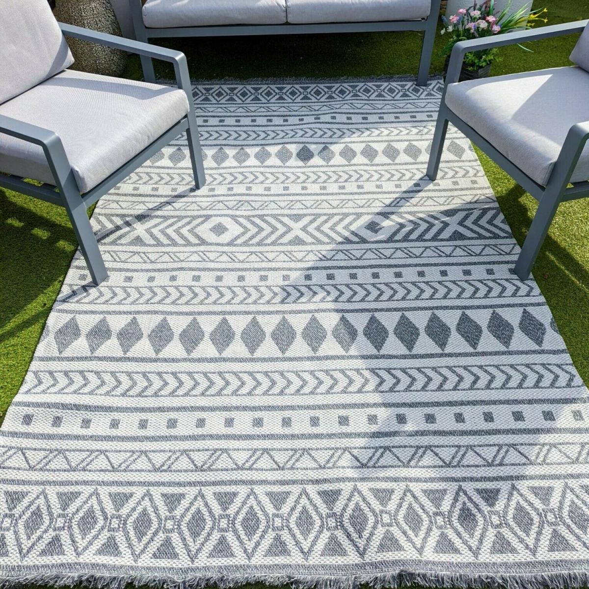 Grey Tribal Indoor Outdoor Rug - Gala - Grey / 150cm – image 1