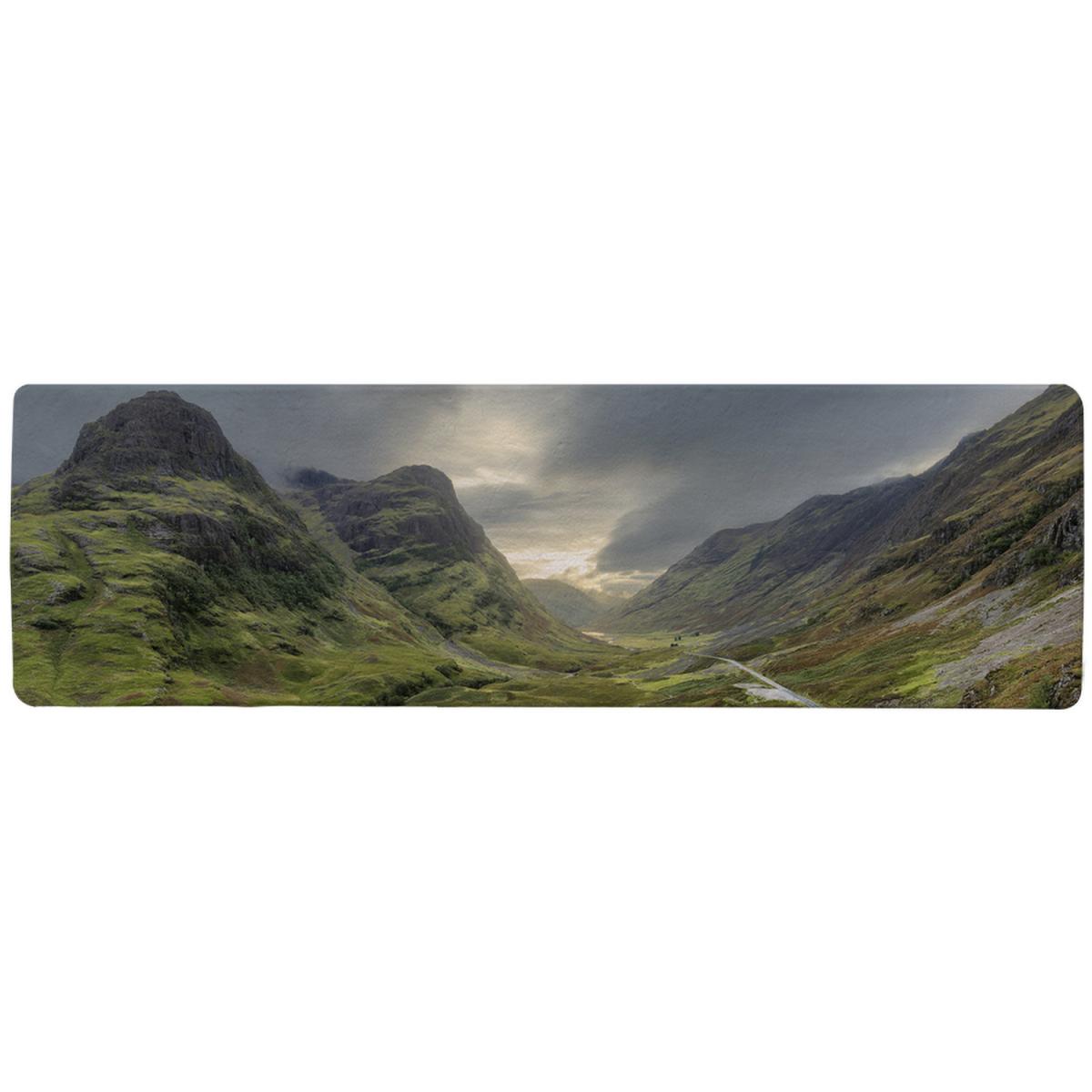Scotland Highlands Designer Runner Rug - Green – image 2