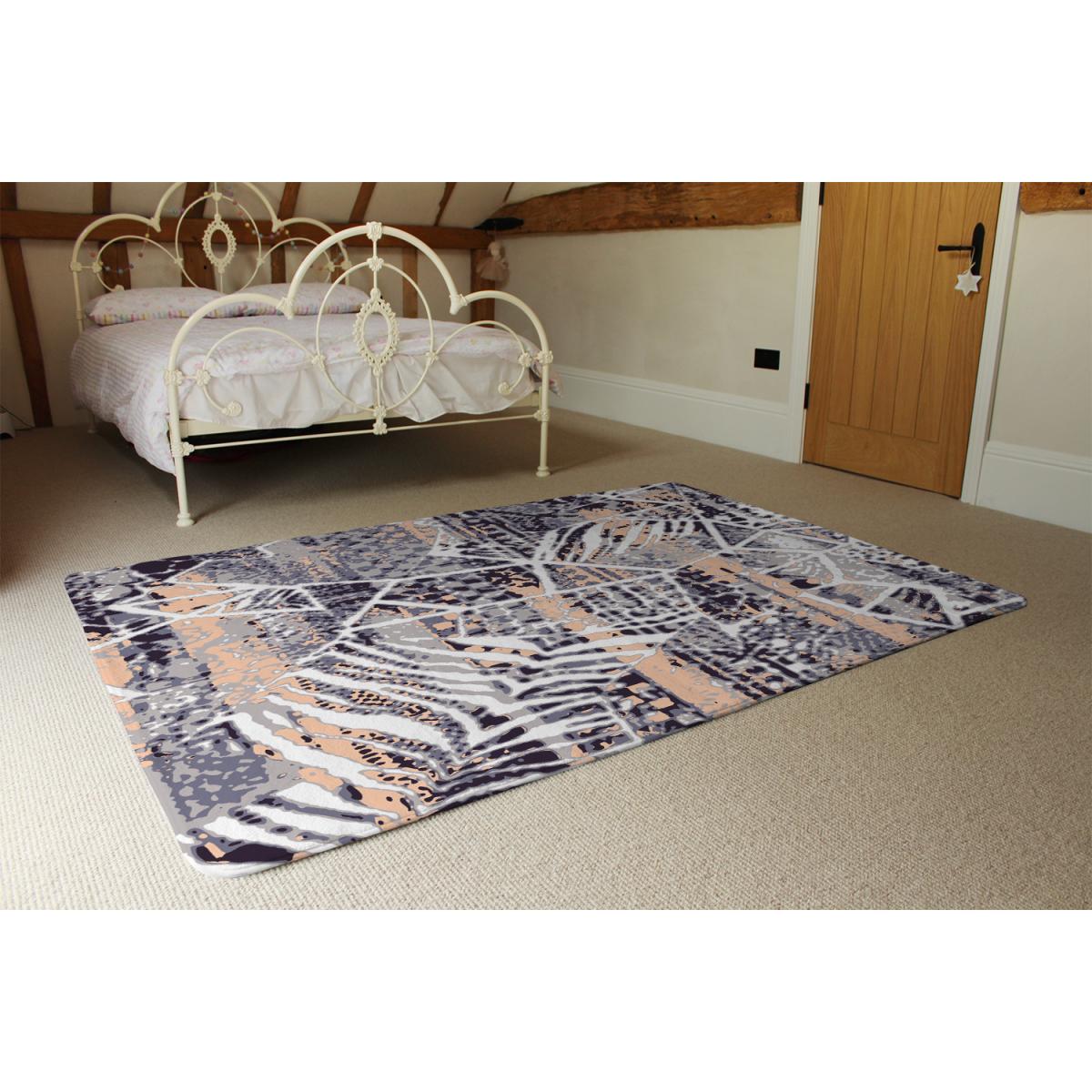 Grunged Print Rug - Pink / 110cm – image 3