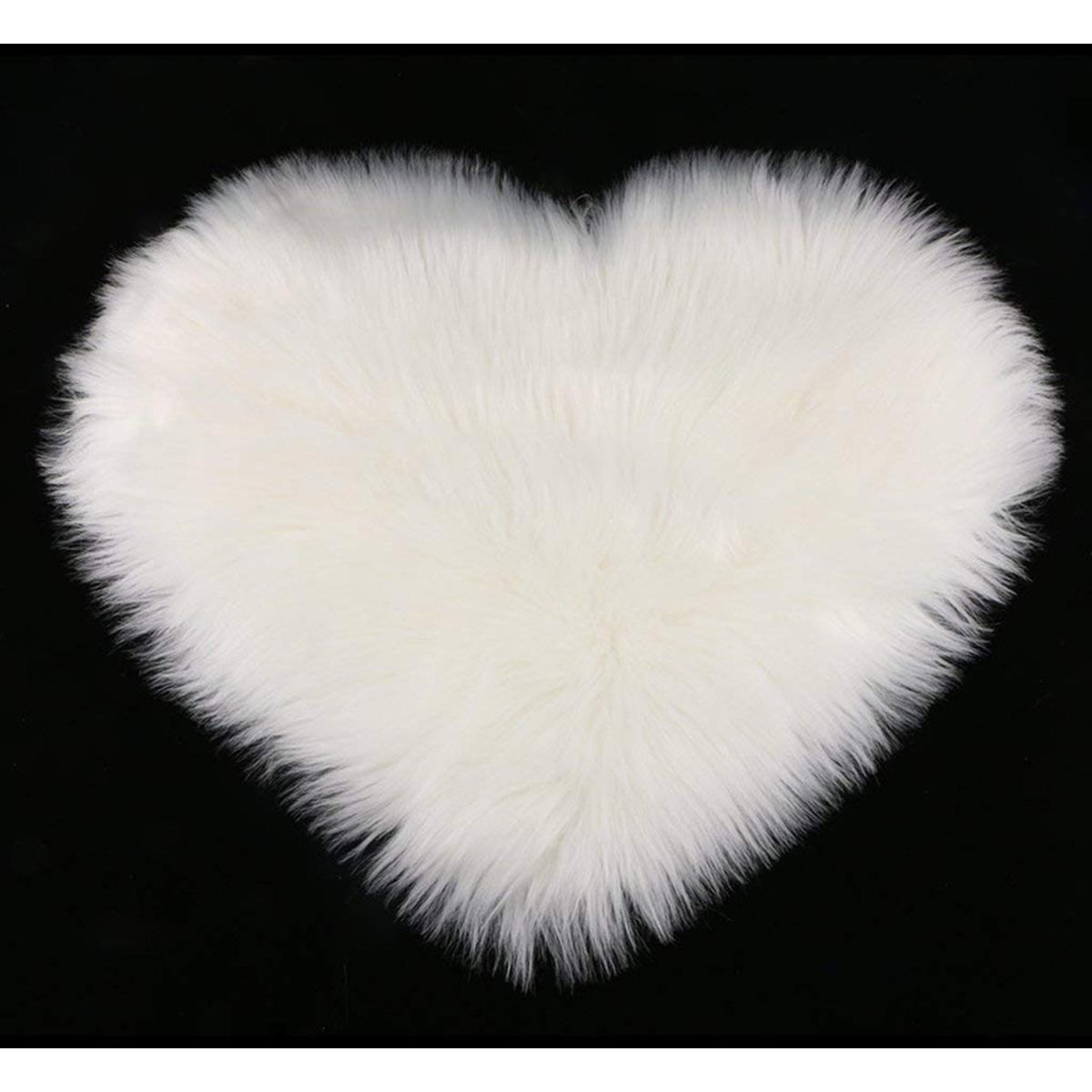 Heart-Shaped Shaggy Room Carpet Rug - Pink / 90cm – image 3