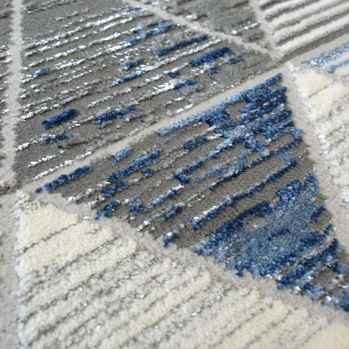 Blue and Grey Shimmering Geometric Rug - Holm - Blue – image 3