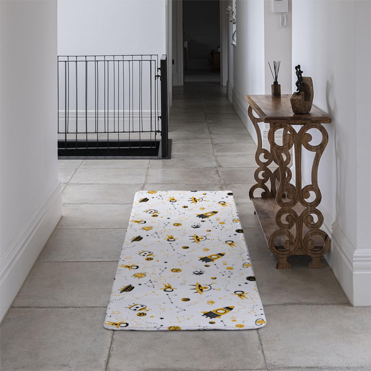 Space Pattern Runner Rug - White – image 4