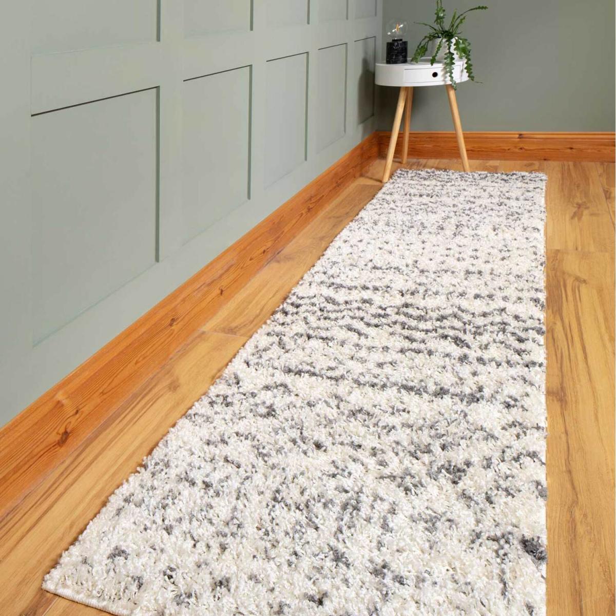 Super Soft Cream Grey Scandi Aztec Tribal Shaggy Area Rug - Cream / 230 x 60cm – image 1
