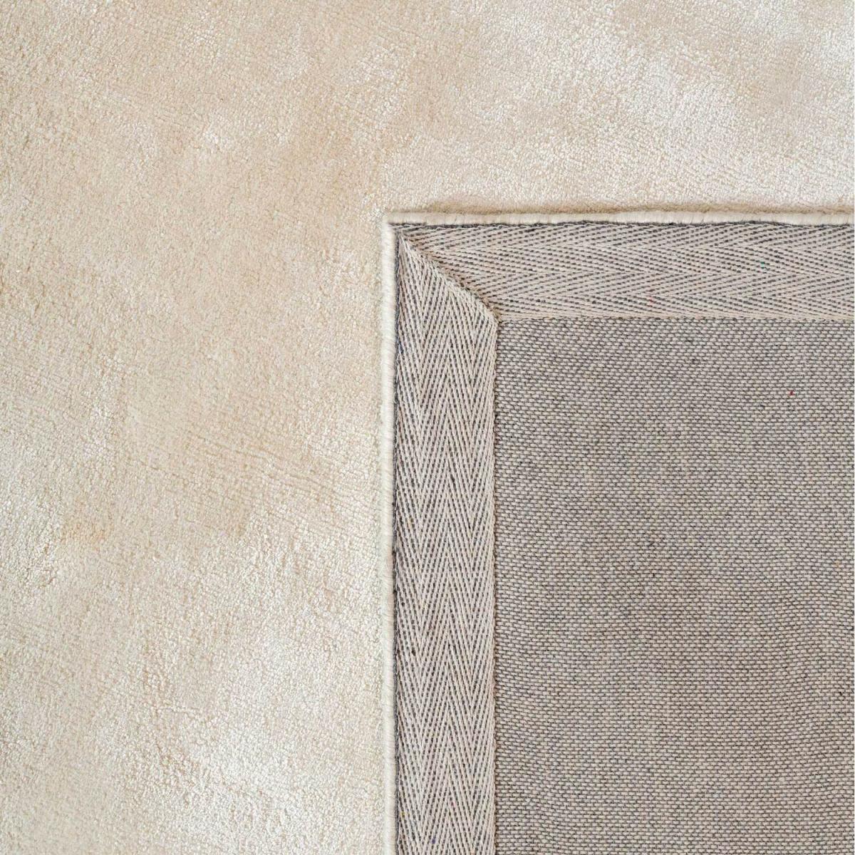 Neutral Cream Luxurious Viscose Area Rug - Cream / 170 x 120cm – image 5