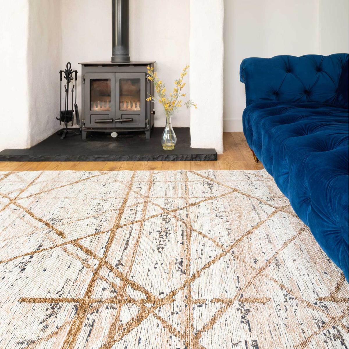 Beige Gold Distressed Geometric Reversible Chenille Living Area Rug - Beige / 280 x 190cm – image 3