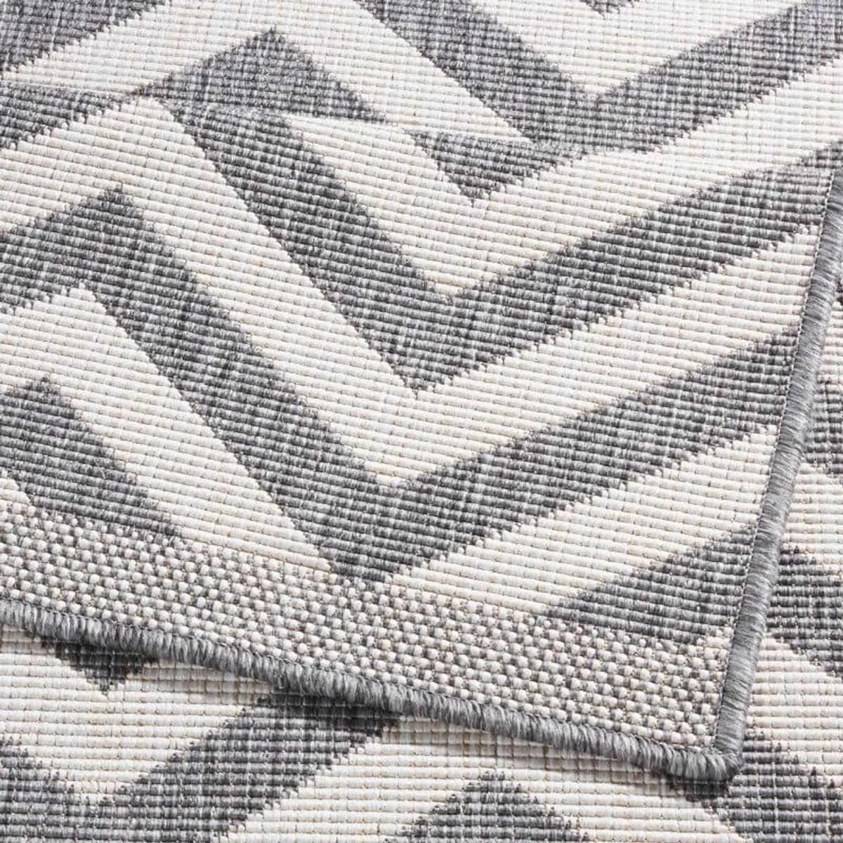 Reversible Palma Chevron Indoor & Outdoor Rug Black - Grey / 340.0cm – image 1