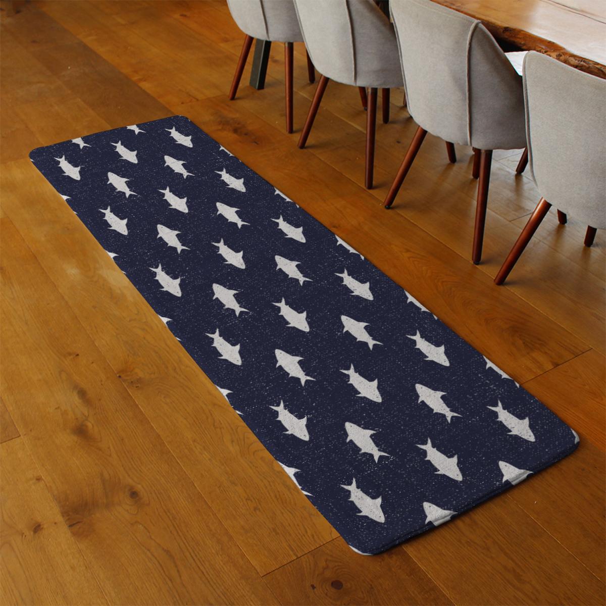 Fish Runner Rug - Black – image 3