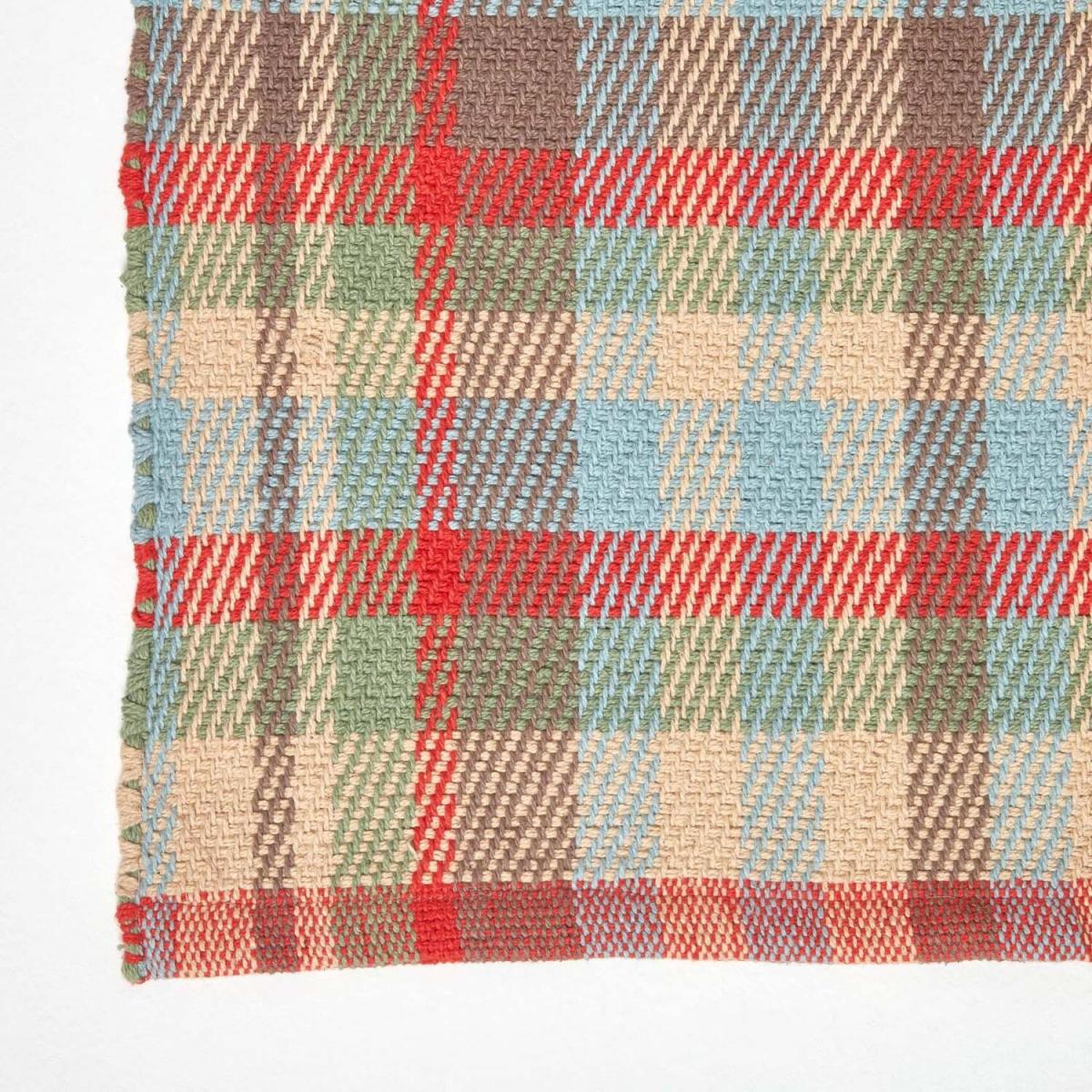 Homescapes Ramsay Handwoven Tartan Cotton Rug, - Red – image 3