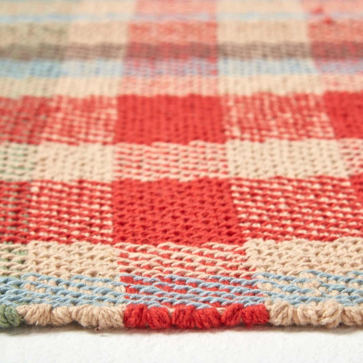 Homescapes Ramsay Handwoven Tartan Cotton Rug, - Red – image 4