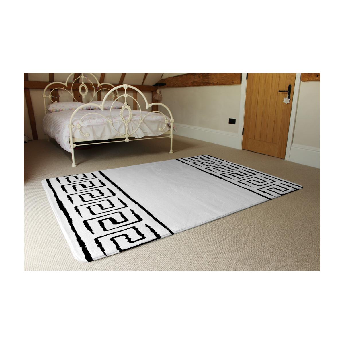 Egyptian Pattern Rug - Black / 230cm – image 1