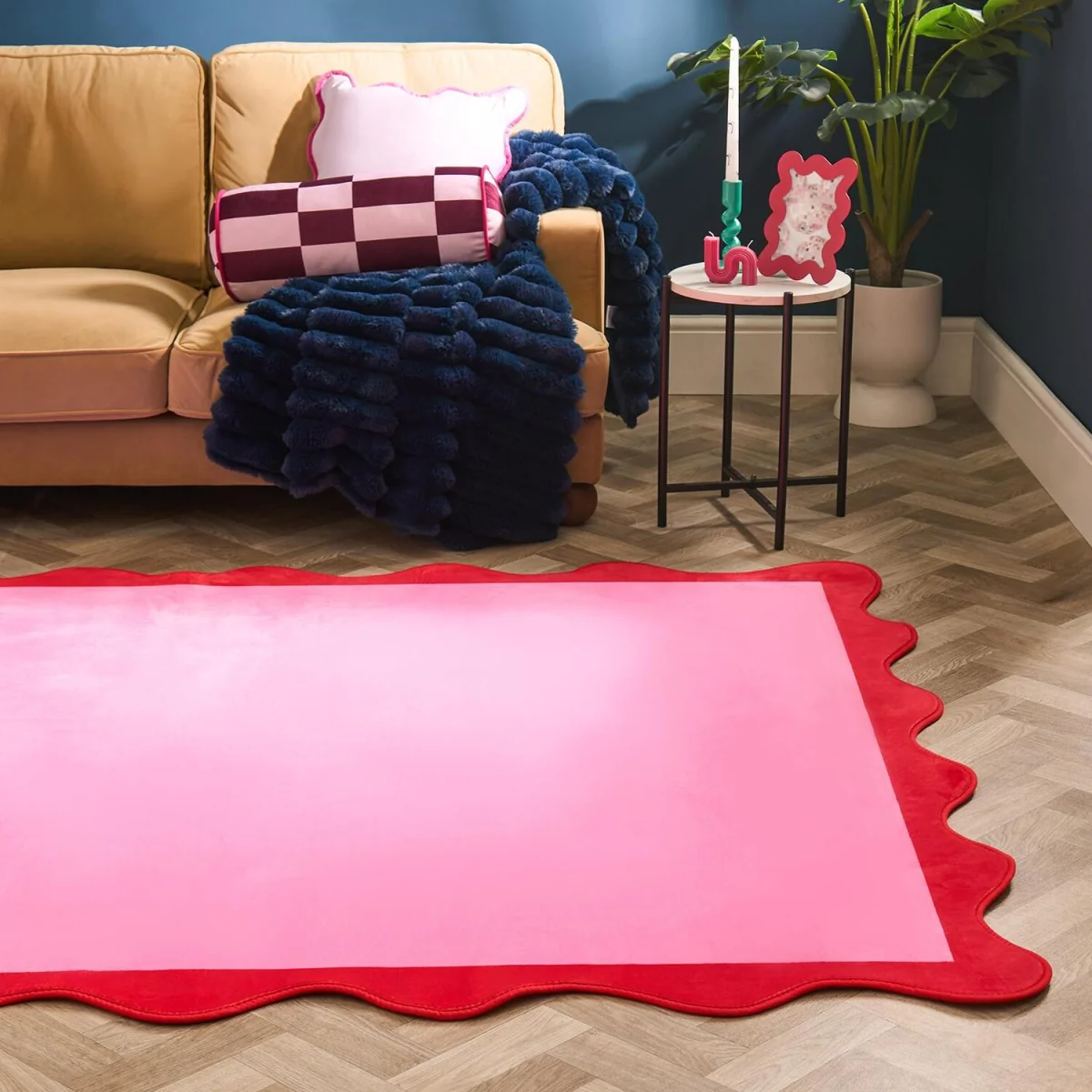 OHS Scallop Edge Rug - Pink/Red / 120X170 – image 2