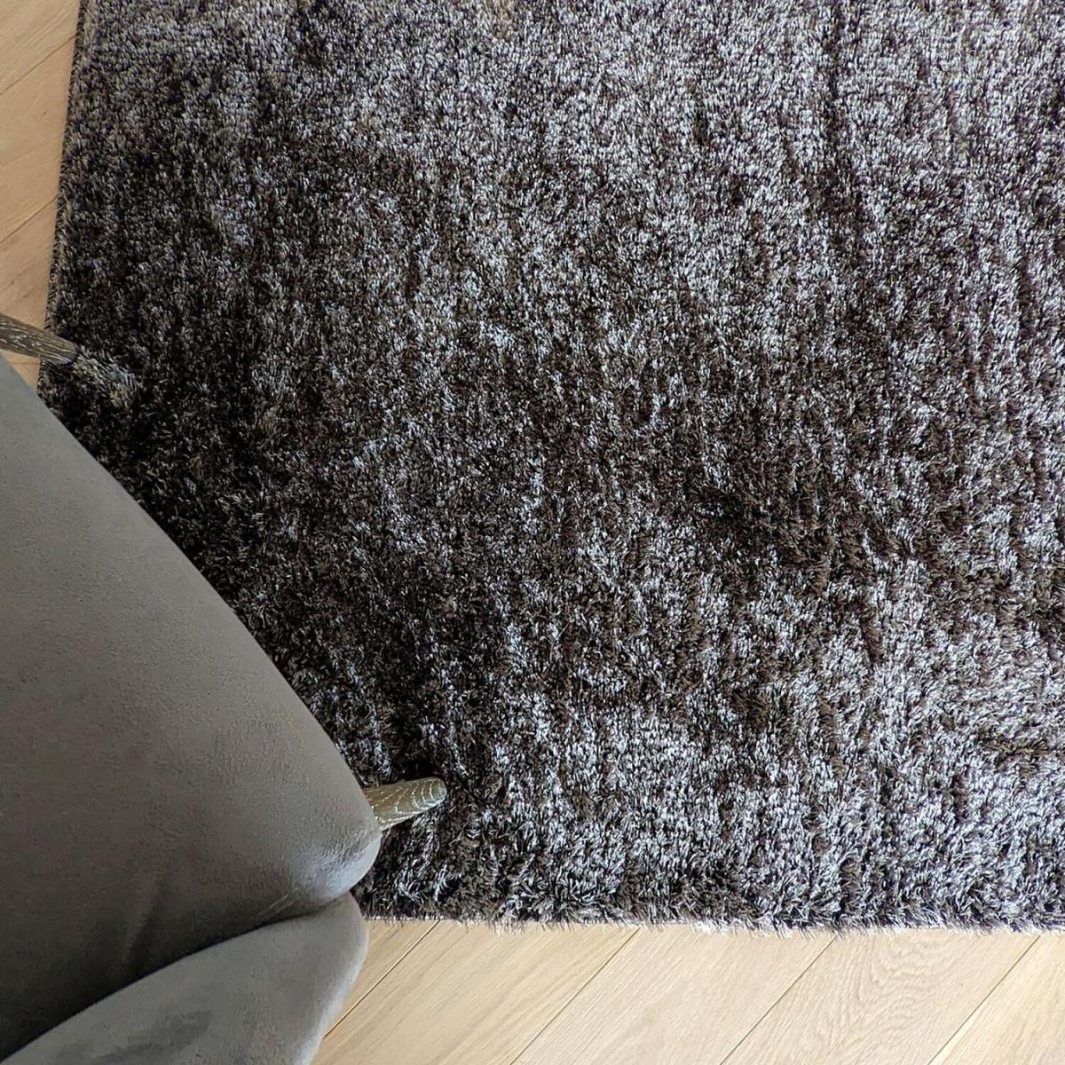 Charcoal Low Pile Polyester Shaggy Rug - Lush - Grey / 110cm – image 4