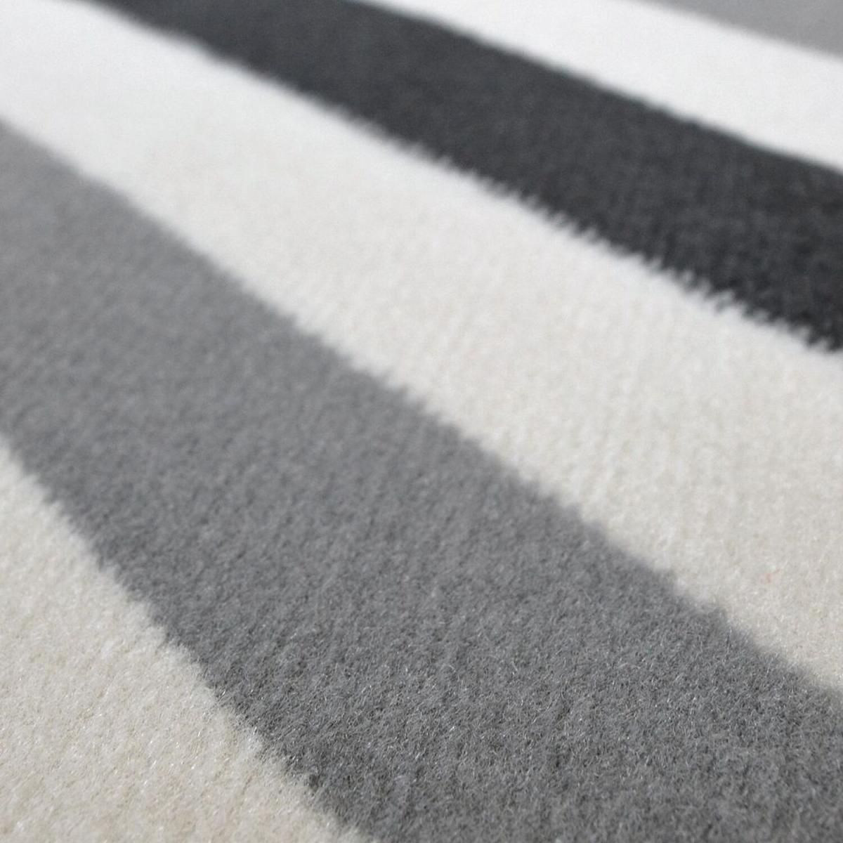 Modern Grey Geometric Living Room Rug - Islay - Grey / 230cm – image 3