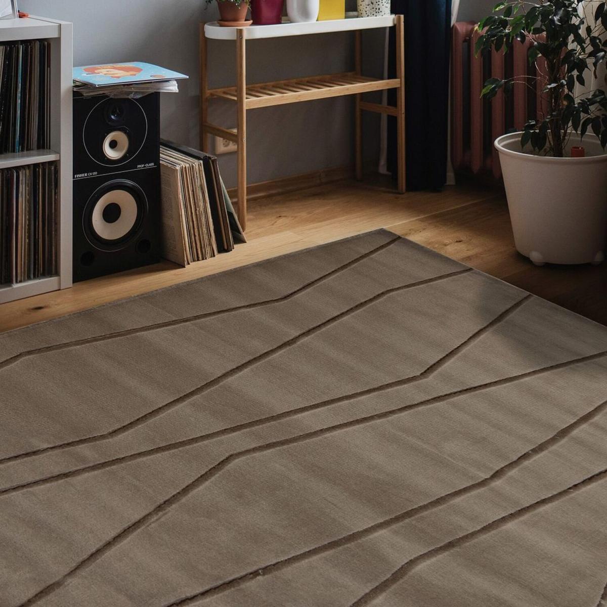 Natural Carved Geometric Area Rug - Mora - Brown / 230cm – image 2