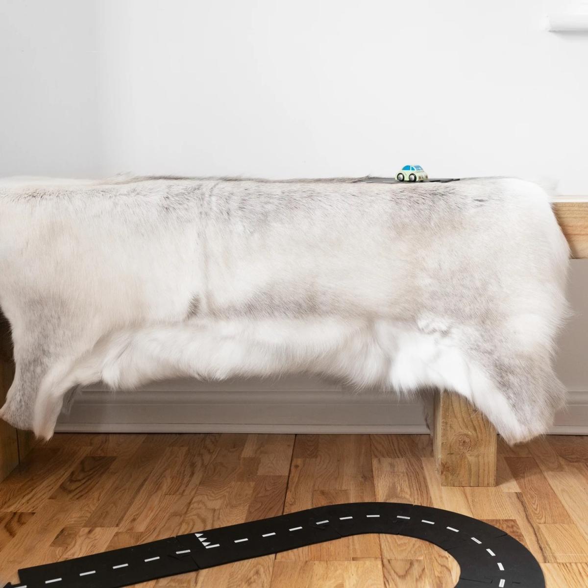 Eco Tanned Sheepskin Rug - Mousy Brown – image 18