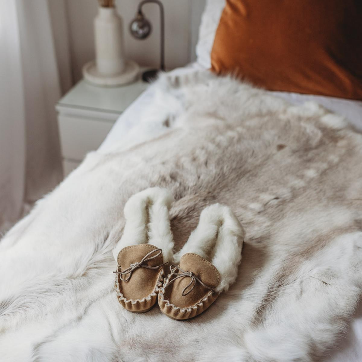 Eco Tanned Sheepskin Rug - Mousy Brown – image 6