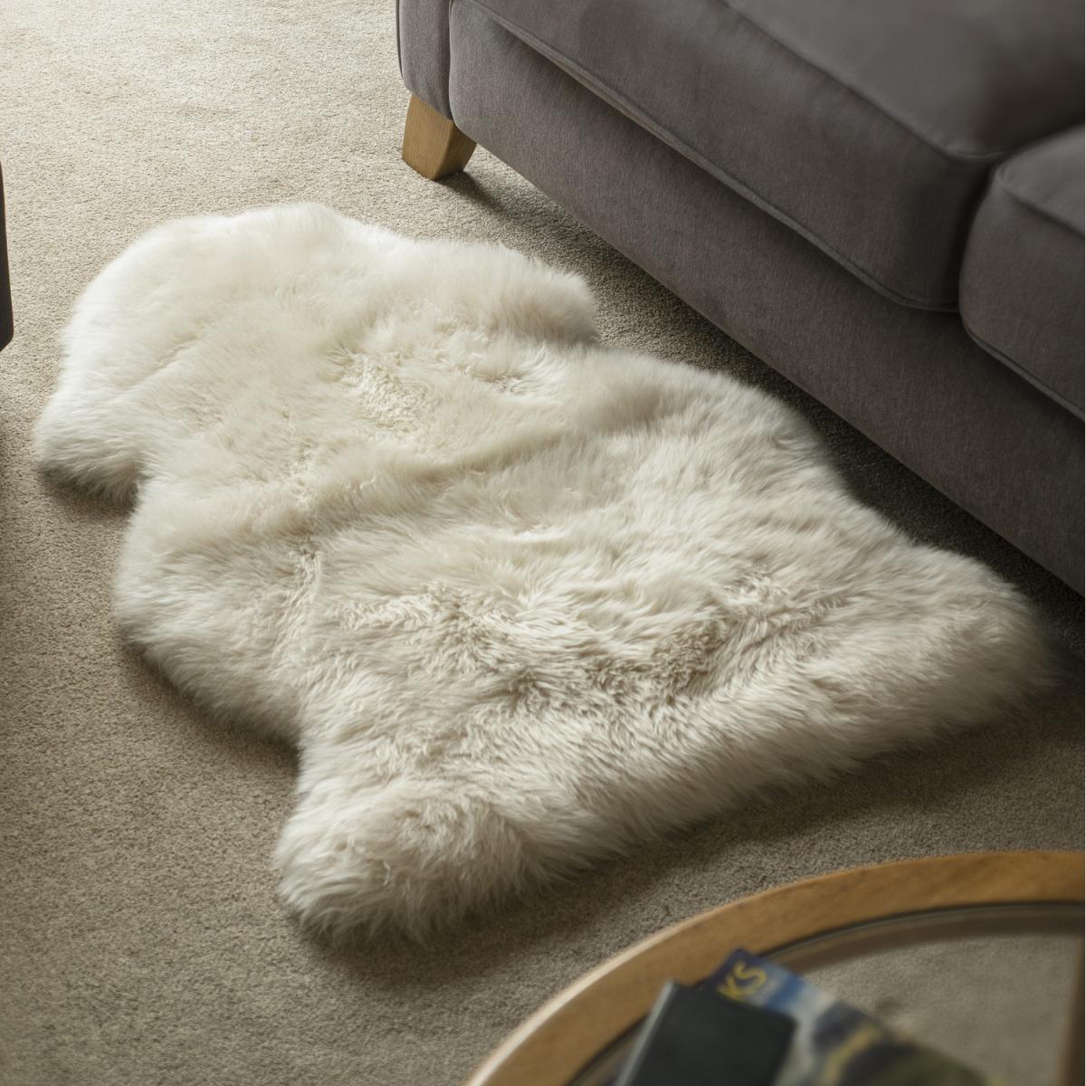 British Moorland Genuine Sheepskin Rug in Linen - Linen – image 2