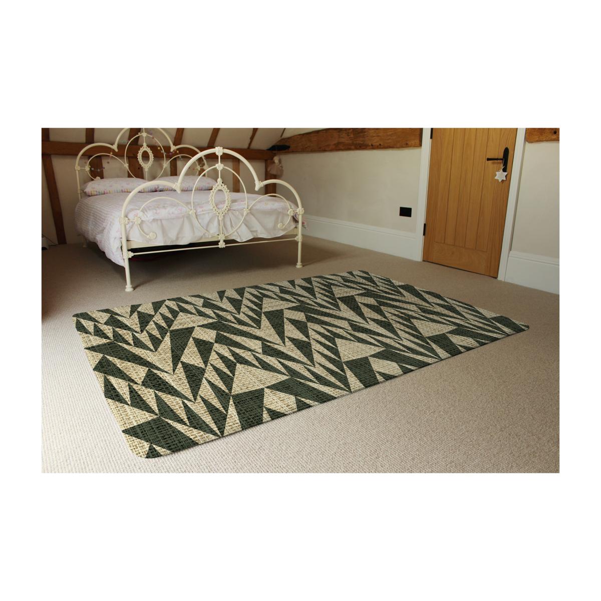Geo Pattern Rug - Green / 230cm – image 1