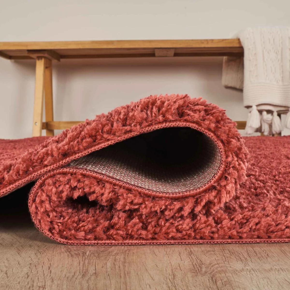Ainsley Plain Living Room Shaggy Area Rug Modern Soft Pile Polyester Rug - Red / 220cm – image 4